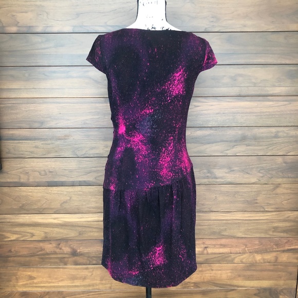 Cap Sleeve Abstract Print Cocktail Dress - Picture 3 of 3